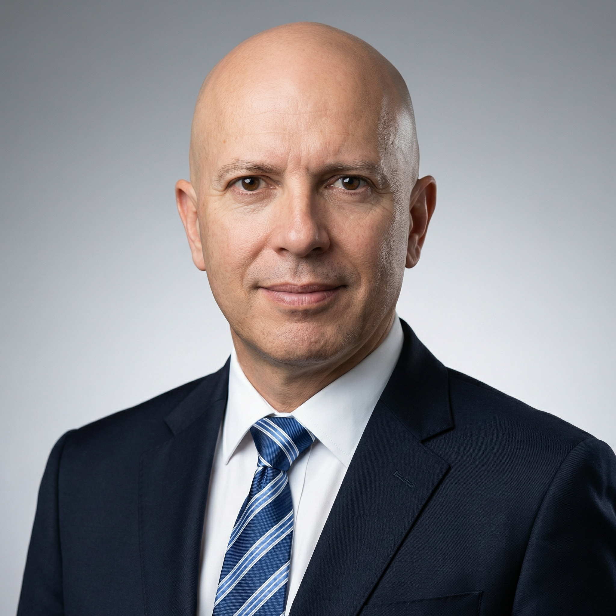 Luis A. Sánchez. R